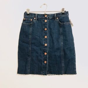 🆕 GAP Button-front Denim Skirt SZ 27